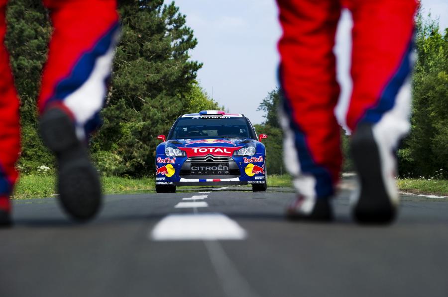  Citroen DS3 WRC 2011 года  (фото 23 из 54)